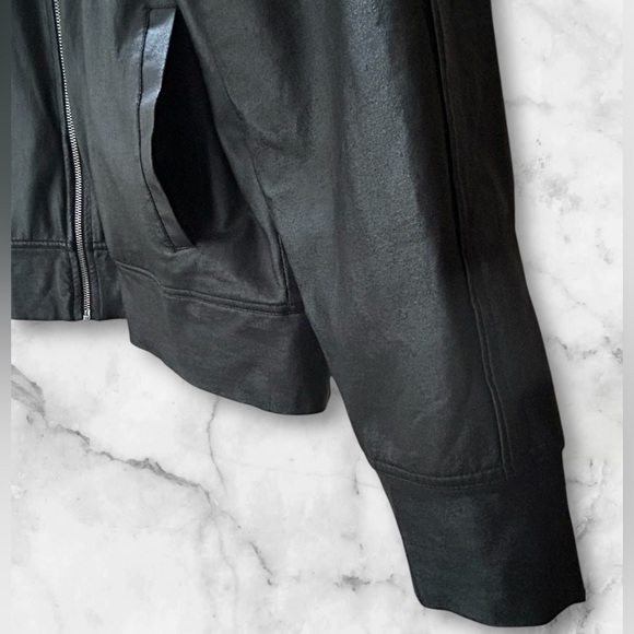 Express Mens Black Faux Leather Moto Biker Jacket Size XL - Picture 3 of 12